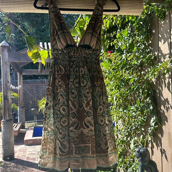 Nicole Miller Dresses | Nicole Miller Gold Detailed Dress | Color: Green | Size: 2 | Burgerqueeen's Closet Nicole Miller Dresses | Nicole Miller Gold Detailed Dress | Color: Green | Size: 2 | Burgerqueeen's Closet